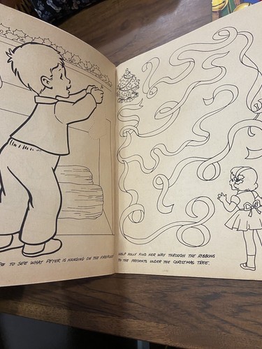 Vintage Lot of 70s LOWE Christmas Activity Coloring Books Santa Claus - 第 5/14 張圖片