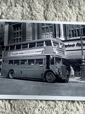 FOTO BUS / COACH MEMORABILIA , 113, STD79, DLU 389, Oxford Circus
