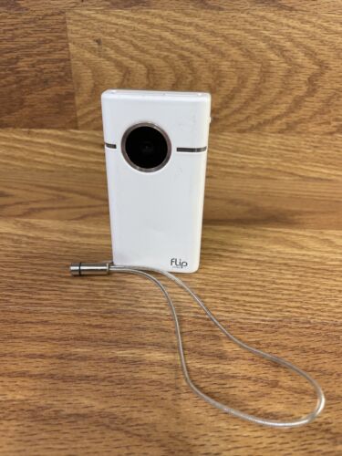 Videocámara Cisco Flip Video S1240 blanco portátil incorporado micrófono deslizante HD - Imagen 1 de 5