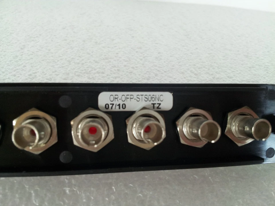 ORTRONICS OR-OFP-STSO6NC / 6-ST single mode adapters w/ceramic alignment sleeves - Image 4 of 4