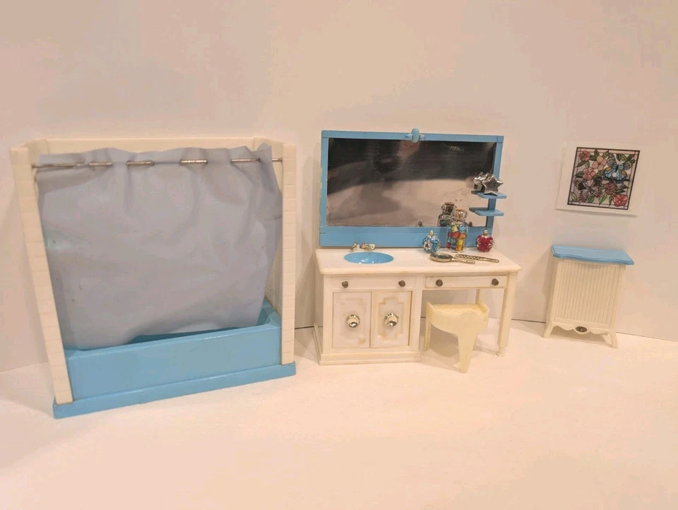 JUEGO DE BAÑO 3 piezas Renwal Little Hostess muebles vintage para casa de muñecas plástico 1:16 Foto 4 de 4