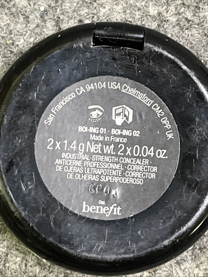 Benefit Duo Corrector de Fuerza Industrial Compacto Boi-ing 01 y 02 Lote de 2 Foto 4 de 4