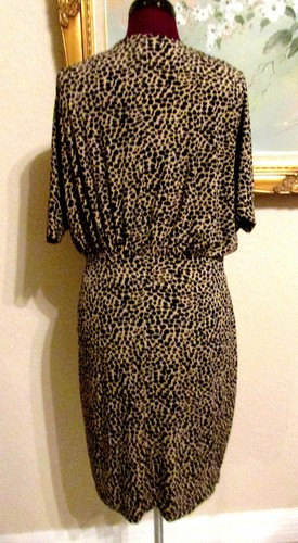 VINCE CAMUTO BLK/TAUPE DOLMAN SLEEVES MOCK WRAP DRESS SZ 6 FAUX LEFT SIDE BUCKLE - Picture 4 of 10