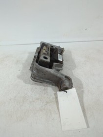 Mercedes-benz A176 A180 Se Cdi 2012-2018 1461 Engine Mount lower M46
