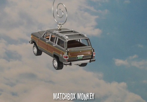 Vintage Style 1981 Custom AMC Jeep Wagoneer Limited 4x4 Christmas Ornament 1/64 - Picture 7 of 9