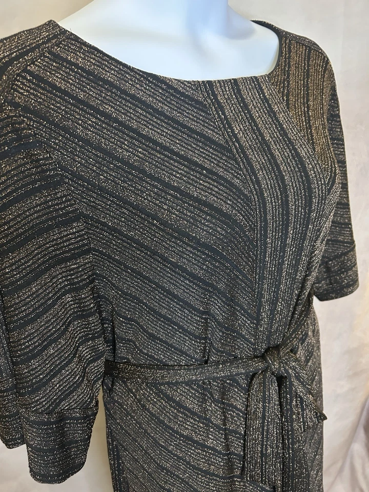 Nuevo con etiquetas Vestido de Fiesta Lane Bryant Negro y Bronce con Cinturón Talla 18/20 Foto 3 de 4