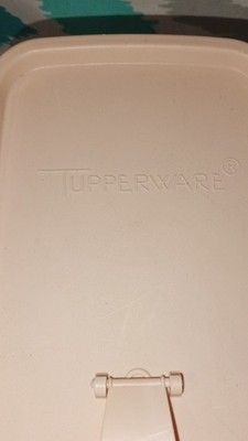 Tupperware Rectangular Food Storage Containers Set of 2 Beige Snap Lids
