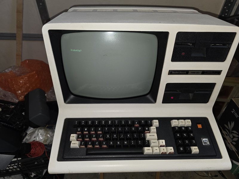 Vintage Radio Shack TRS-80 Model 4 Vintage Desktop Microcomputer