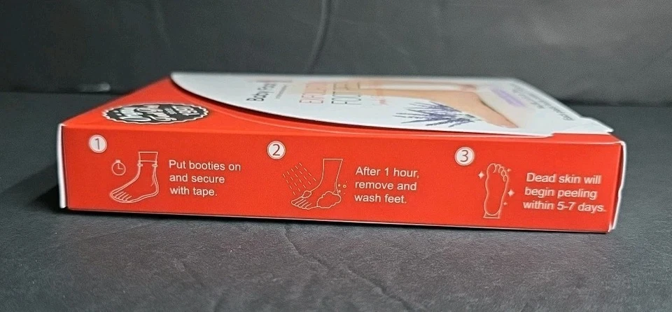 Baby Foot Original Exfoliation Peel 1 Pair Of Lavender Scented 2.4 FL Oz. NEW - Image 3 of 4