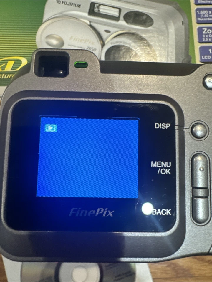 Cámara digital Fujifilm FinePix 2650 20 MP plateado cable USB manual CD G2U Foto 4 de 4