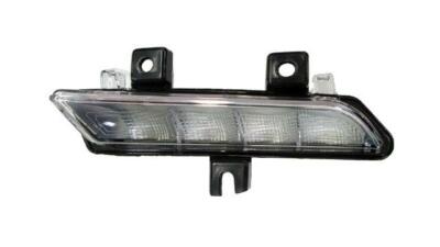 FRONT PILOT Rechts mit LED-Tagfahrlicht