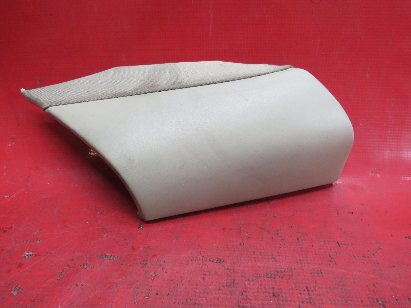 2006 BENTLEY FLYING SPUR  RIGHT REAR PILLAR TRIM