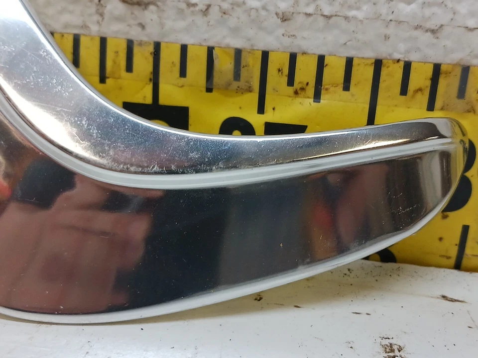 Nuevo moldura de relleno de parachoques delantero izquierdo GM 346579 1976-78 Buick Skylark (908) OEM Foto 3 de 4