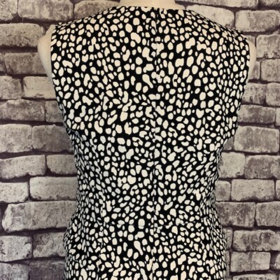 Robe Sans Manches Ann Taylor LOFT - Taille 10 (US), Motif Floral Noir Et Blanc, Doublée | Occasion Très Bon état