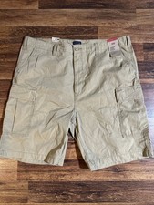 Levi's Carrier Cargo Shorts Men's 42 Khaki 100 Cotton 9" Inseam Loose NWT
