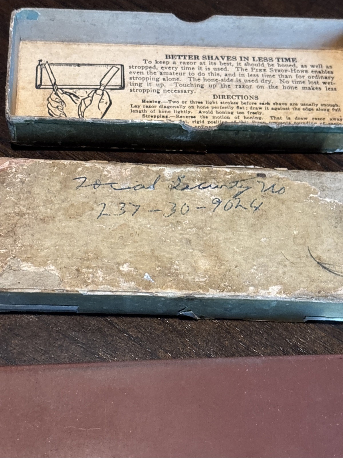 Nice Vintage PIKE EZY EDGE - Razor Hone - Sharpening Stone - In Box