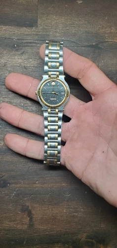 Vintage Gucci 9000M ブラックダイヤル ツートーン SS+GP クォーツ メンズ 腕時計 スイス製 読み取り - 画像14/24