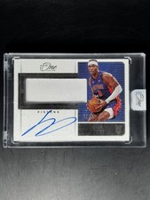 2022-23 Panini One and One Jalen Duren Rookie Jumbo Jersey Autographs /99