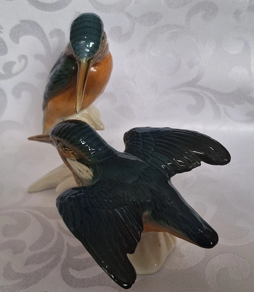 KARL ENS, VOLKSTEDT FIGURE - 2 KINGFISHERS ON BRANCH #7521 - Image 2 of 4