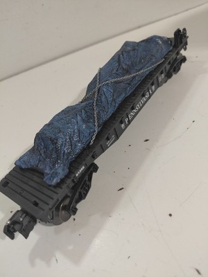 Menards 81346 O Gauge Model Railroad Pennsylvania Flatcar w/Tarp Covered Load