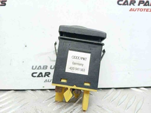 AUDI A4 8EC, B7 Nebelscheinwerferschalter 4D0941563 1.60 Petrol 1995 31369393