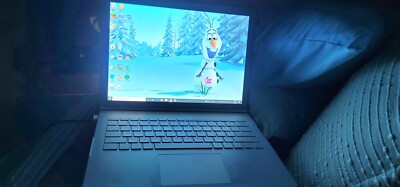 Microsoft Surface Book 2 13.5'' Touchscreen (128GB SSD, Intel Core i5-7300U, 8GB 
