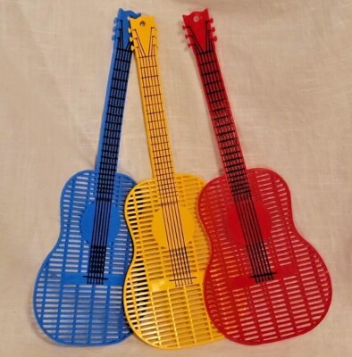 GUITAR SHAPED FLYSWATTER