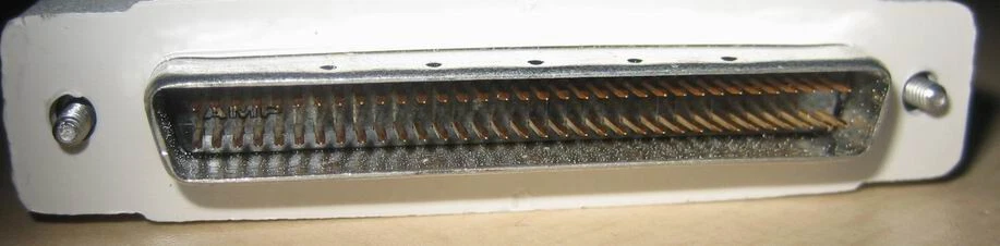 SUN/HP wide SCSI TERMINATOR differential 68pin C2905A - Bild 2 von 2