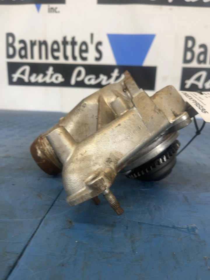 09 Chevrolet Van Express 3500 6.6l Duramaxx Water Pump Oe# 12637105 Foto 4 de 4