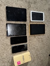 Lot Of Tablets And Phones All Power On READ