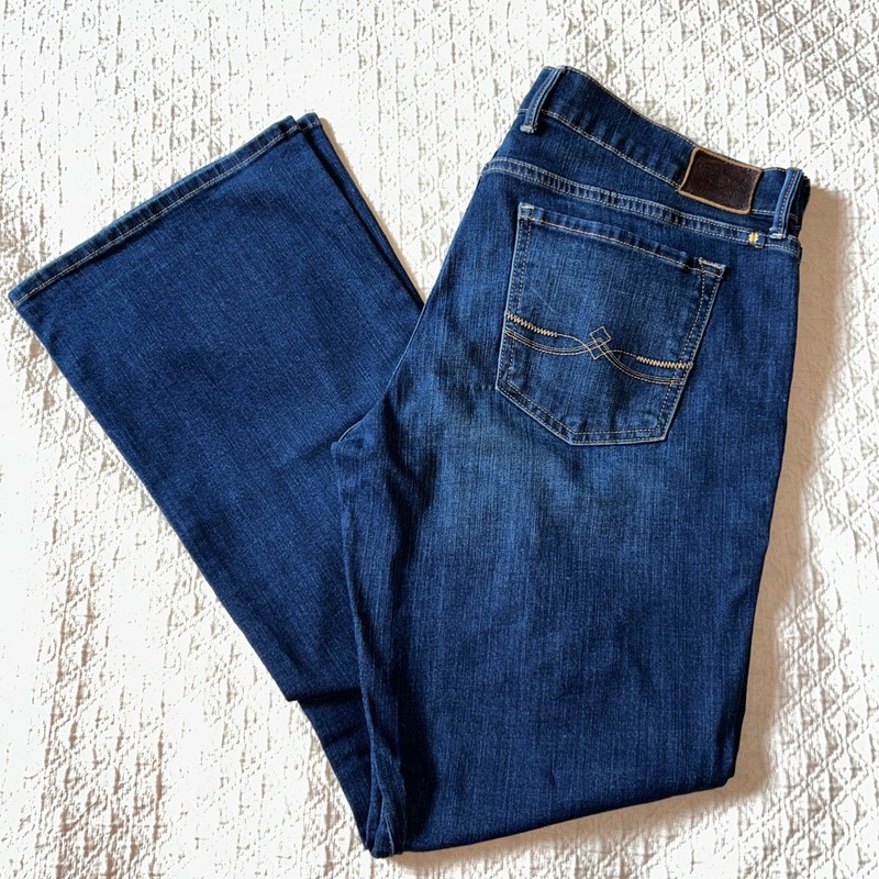 Lucky Brand Jeans Women’s 14/32 Sweet ‘N Low Mid Rise Dark Wash Bootcut