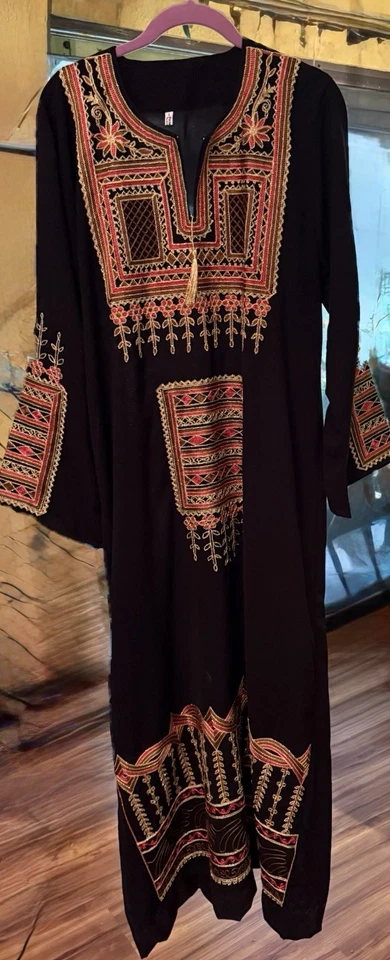 Vestido de noite Kaftan marroquino preto e dourado bordado caftan, islâmico borla GG - Imagem 2 de 4