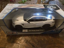 🔥1:18 Scale Maisto Diecast Alfa Romeo Giulia GTAm White New