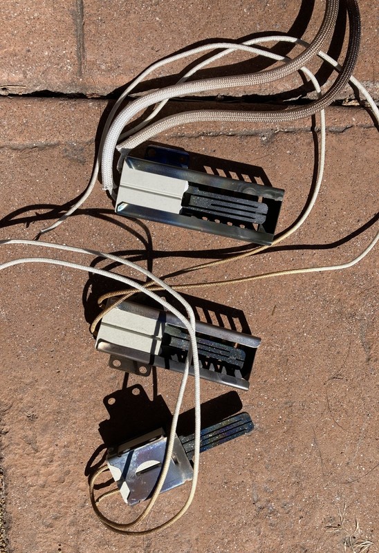 Three used GE oven igniters