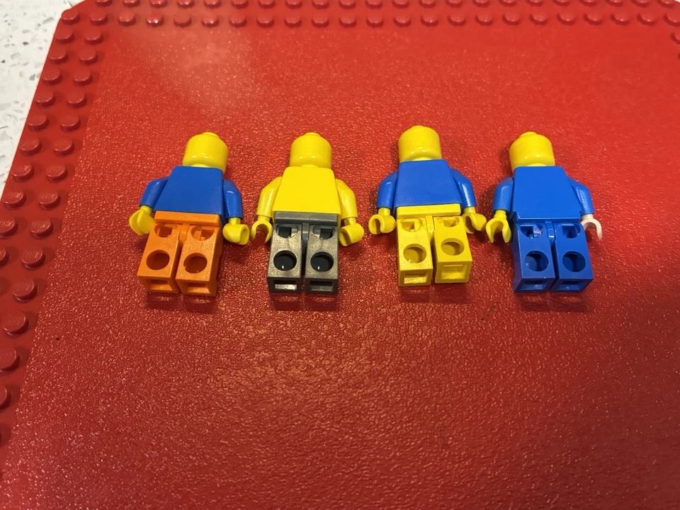 LEGO TRAIN MINIFIGURE LOT  4558 4560 4556 3225 PREOWNED GOOD SHAPE SEE DETAILS! - Image 3 of 4
