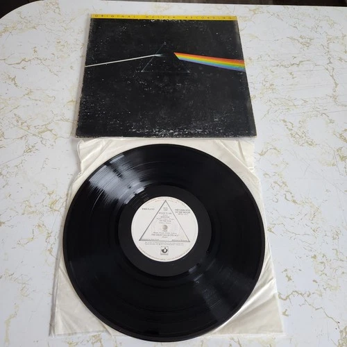 Pink Floyd Dark Side Of The Moon 1973 Capitol Records SMAS-11163 Vinyl
