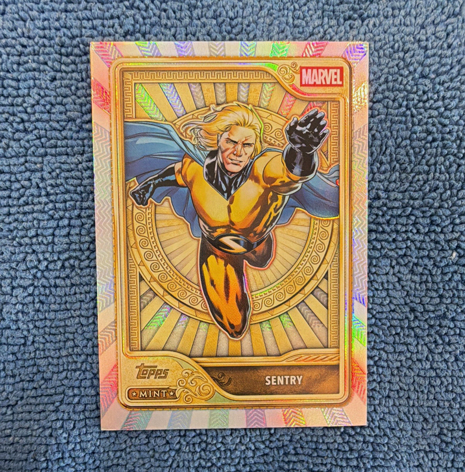 SENTRY 🔥 2026 Topps Mint Marvel Sentry #79 Gold Card Gold Refractor Avengers