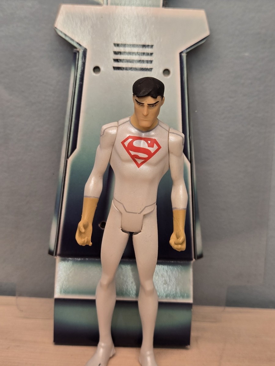 DC Universe Young Justice Superboy From Cloning Chamber Action