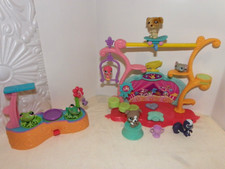 LPS LEAPING LAGOON  TRICKS N TALENT SHOW LOT WITH PETS  ACCESSORIES