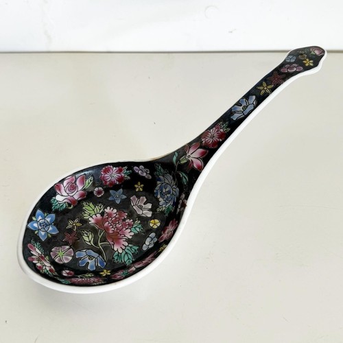Chinese Hand Painted Porcelain Spoon - Picture 3 of 4
