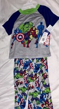 Boy  s 2 Piece Marvel Pajama Set