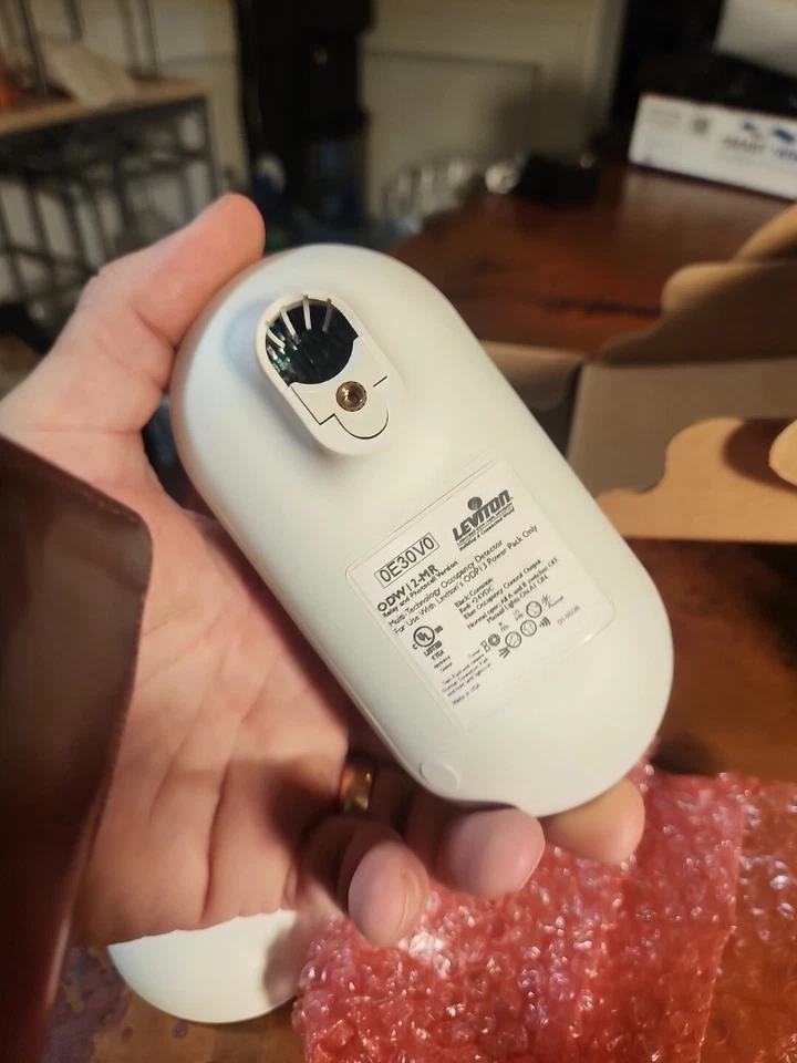  Sensor de movimiento de ocupación Leviton ODW12-MRW  Foto 2 de 4