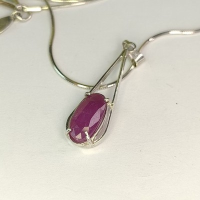 Vintage Sterling Silver 925 Natural Ruby Teardrop Pendant Snake Chain Necklace