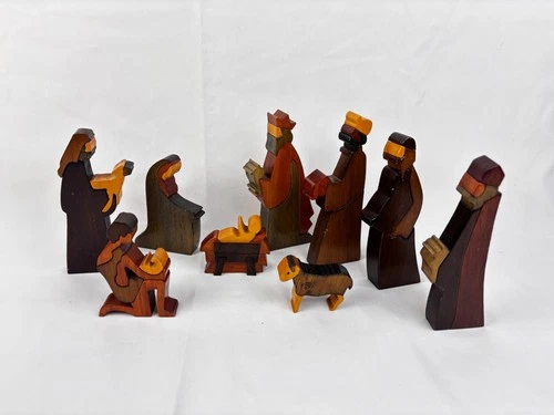 VTG Walsh Craft LTD Handmade 9 Piece Wood Nativity Set Signed Puckane Ireland