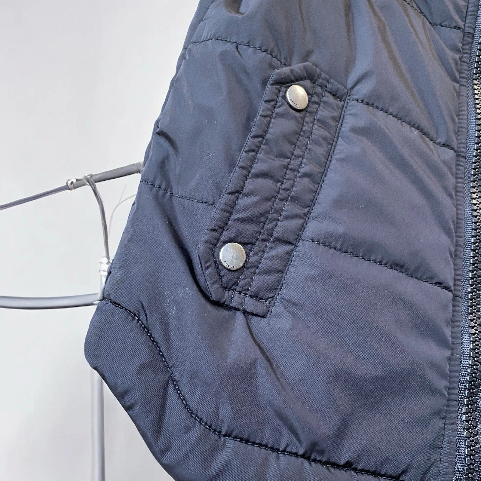 Gilet piumino leggero nero Gucci per bambini taglia 4