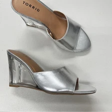 Torrid Silver Faux Leather Wedge Mules Womens Heels 6WW Acrylic Clear Peep Toe