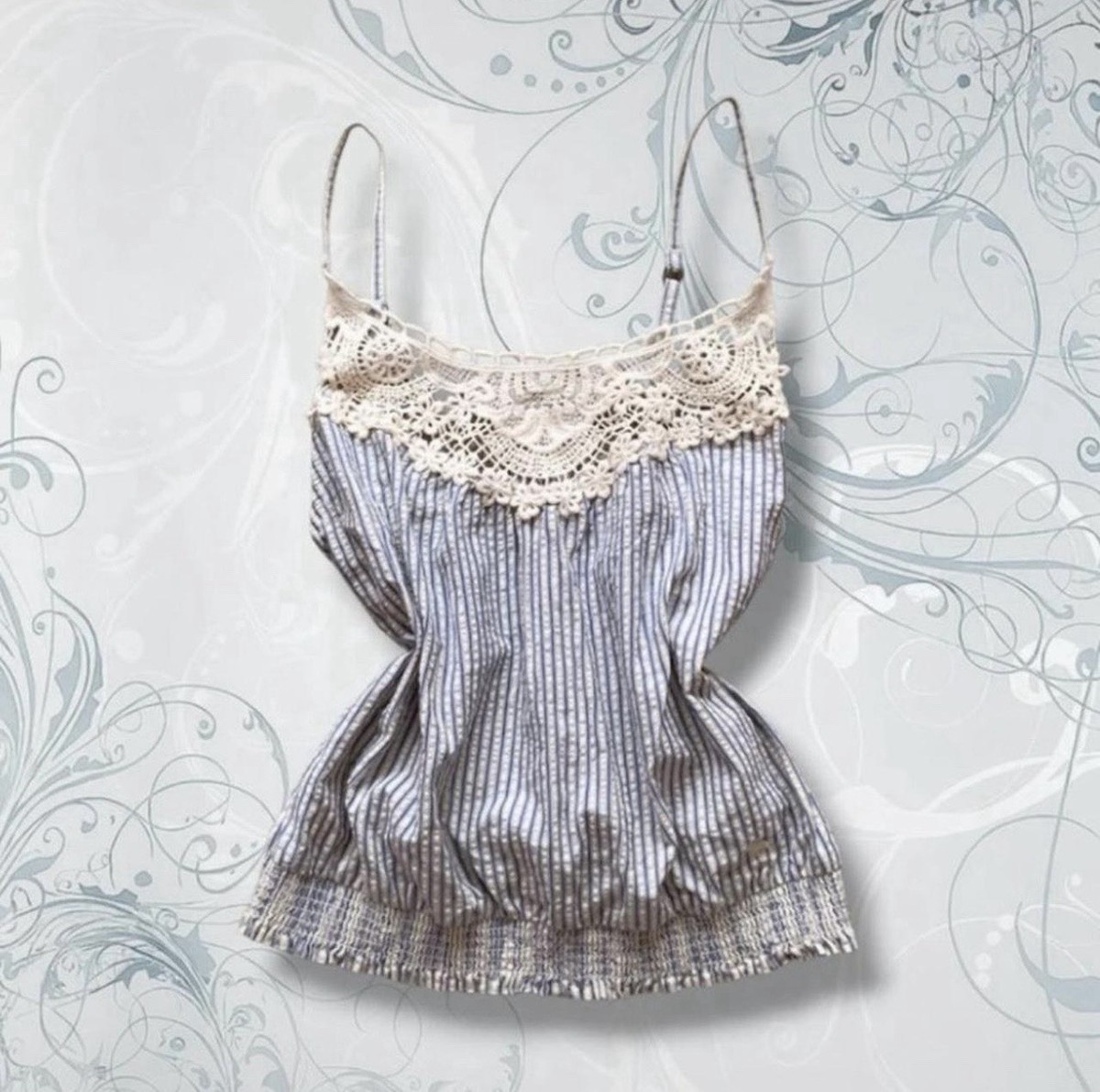 トップス vintage Abercrombie&Fitch camisole XS Vintage Abercrombie & Fitch Blue & White Striped Lace Cami Top