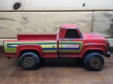 Tonka Toys Pickup 4x4 Truck - Pressed Steel - red no Tail gate 1980s Toy
