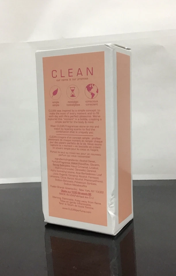 Clean Blossom парфюмированная вода мини спрей 0,5 жидк. унц. / 15 мл, новый в коробке. - Изображение 3 из 4