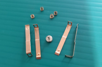 Aurora AFX & Magna Traction  Pick up shoes and springs. New Stock